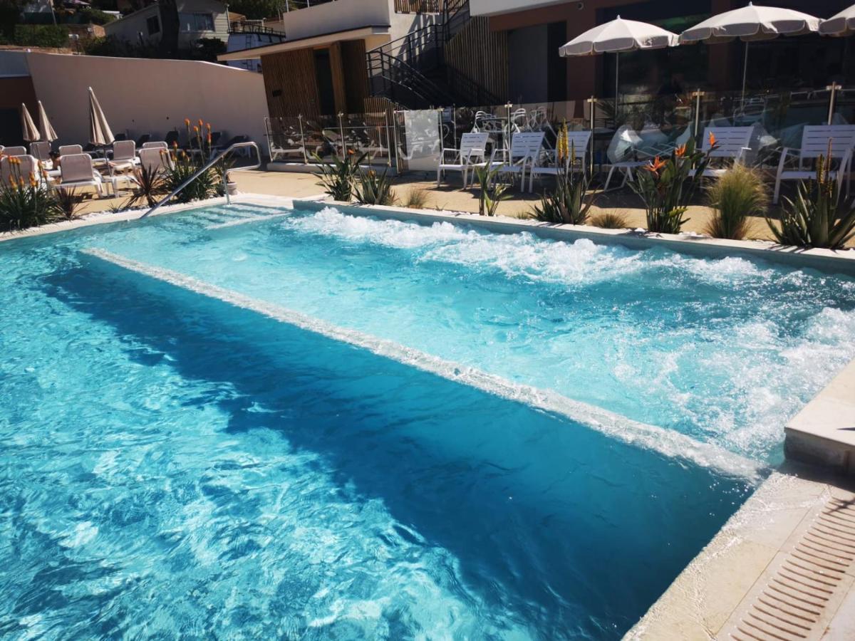 Mobil Home Neuf Camping L Ile Dor Plage St Raphael Avec Piscine Saint-Raphael (Var) Exterior foto